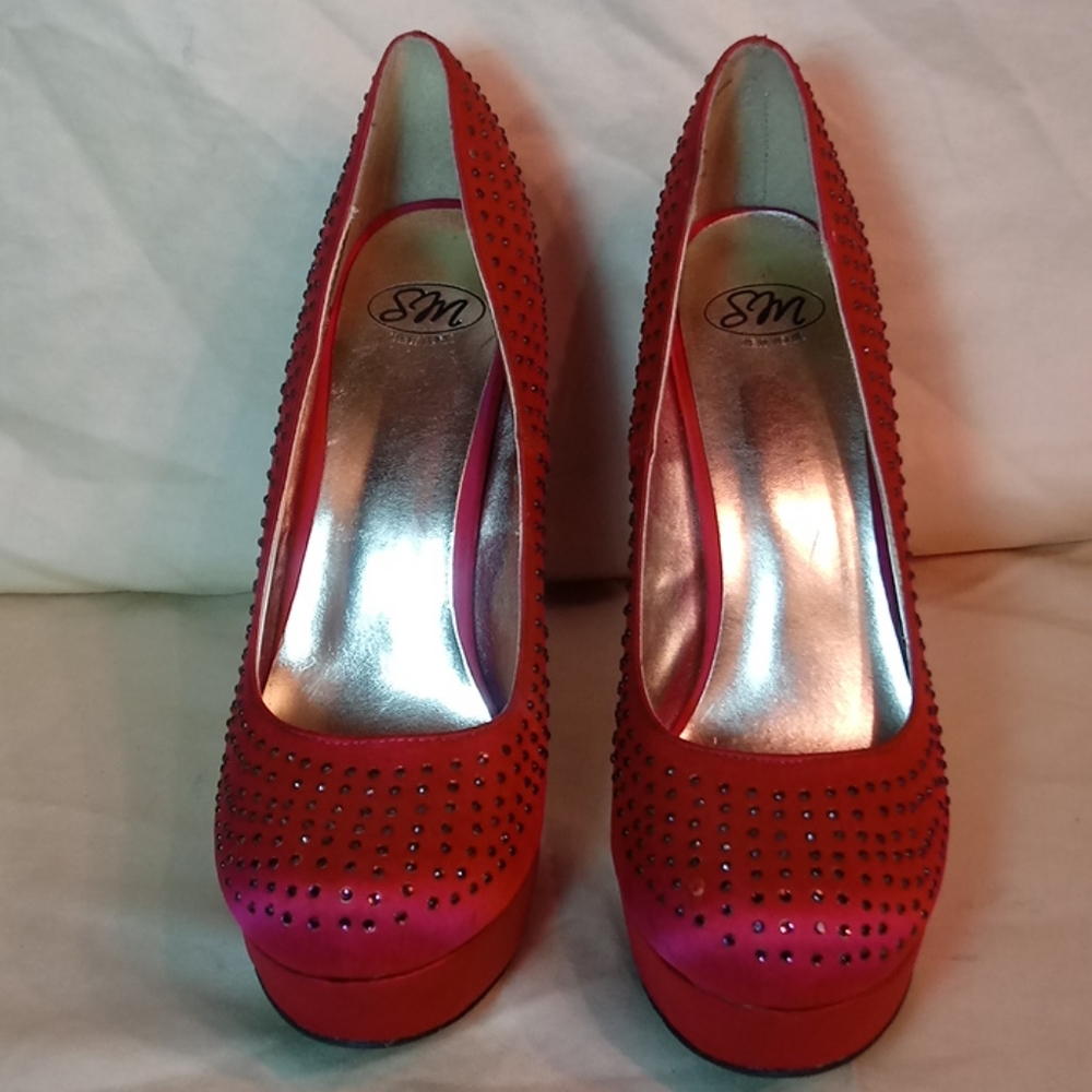 S M Beautiful Shoes (New)